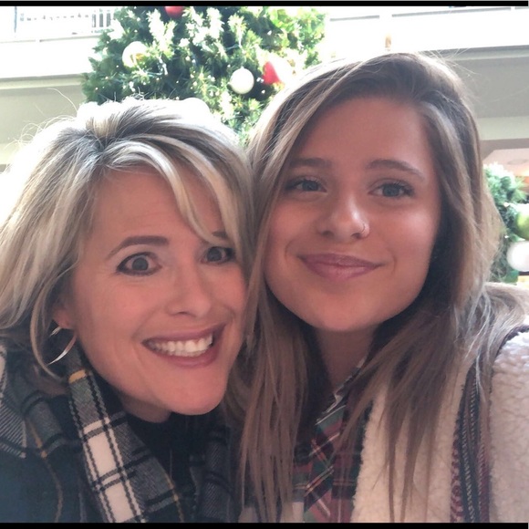 Meet your Posher, Grace - Picture 1 of 1